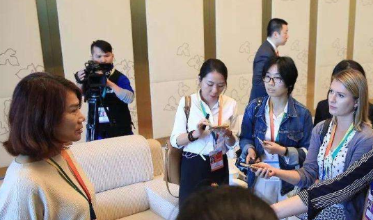 全職譯員or兼職譯員，你會(huì)怎么選擇？各有優(yōu)劣