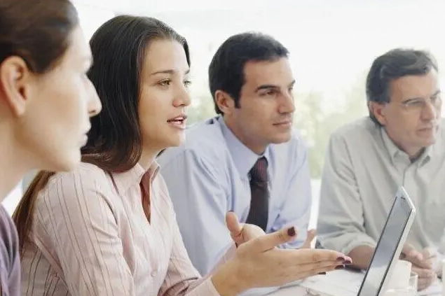 想從事翻譯行業(yè)，這幾點你有必要認真考慮下