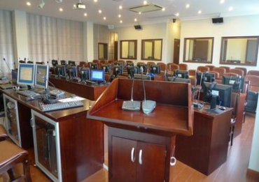 淺析【合肥翻譯公司】在同聲傳譯服務中的角色和功能定位